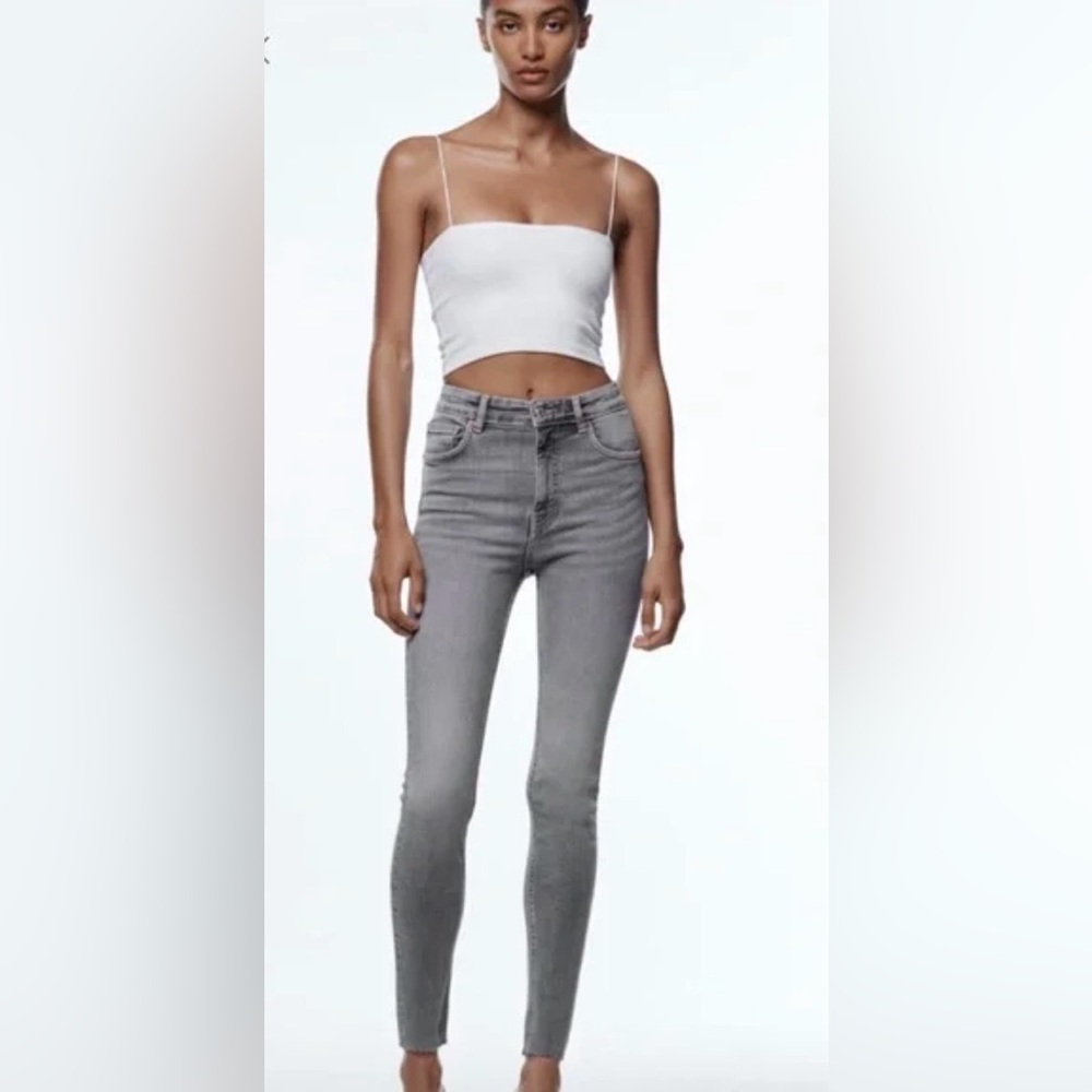 Zara High Rise  casual Gray Women's Jeans size 4